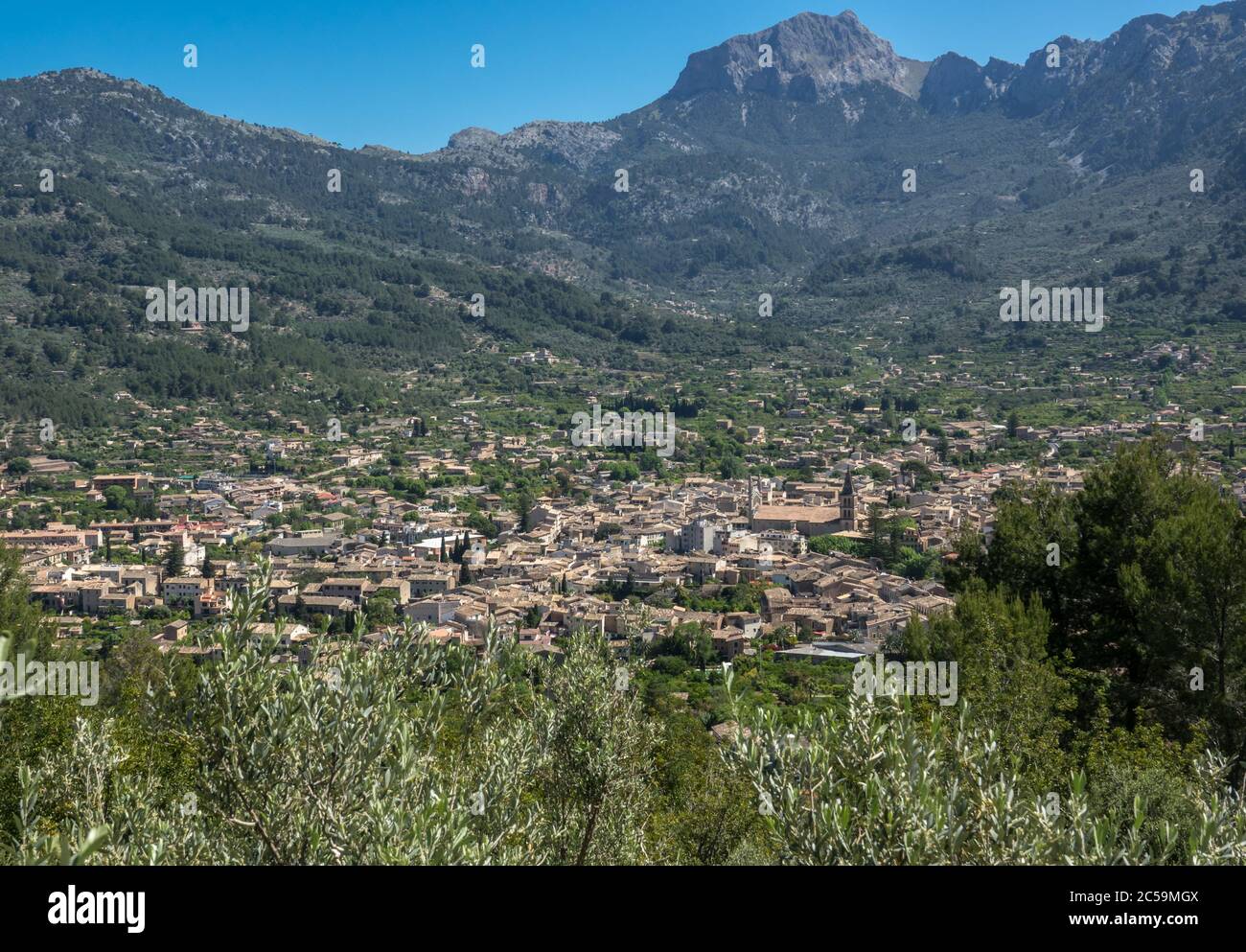 Soller Maiorca vista aerea dalle montagne, Maiorca isola, Baleari, Spagna paesaggio Foto Stock