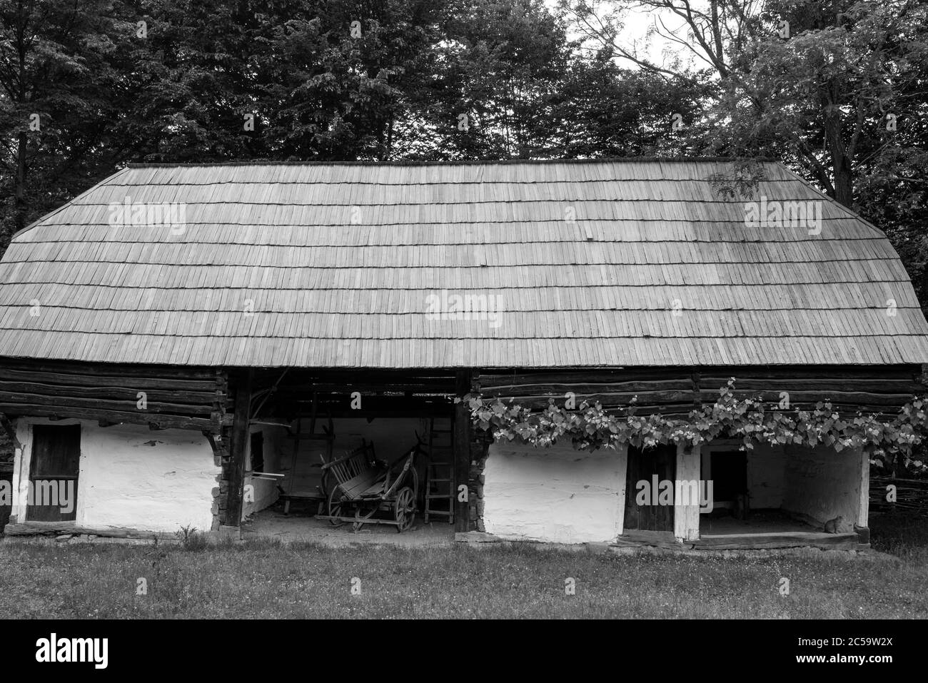 casa tradizionale fatta di paglia e argilla Foto Stock