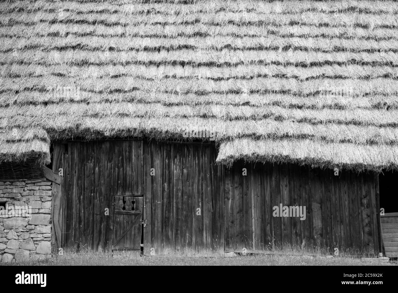 casa tradizionale fatta di paglia e argilla Foto Stock