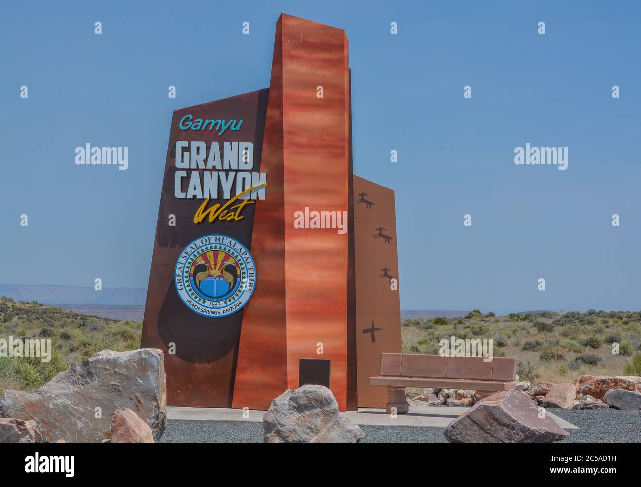 Cartello d'ingresso del Grand Canyon West, sulle terre tribali di Hualapai. Peach Springs, Mohave County, Arizona USA Foto Stock