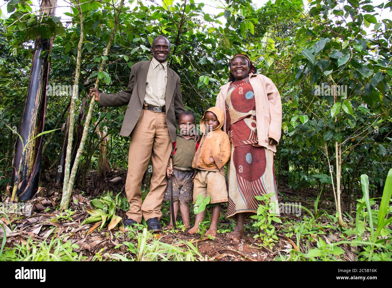 Visita alla cooperativa di caffè Gashonga nella regione del lago Kivu in Ruanda Foto Stock