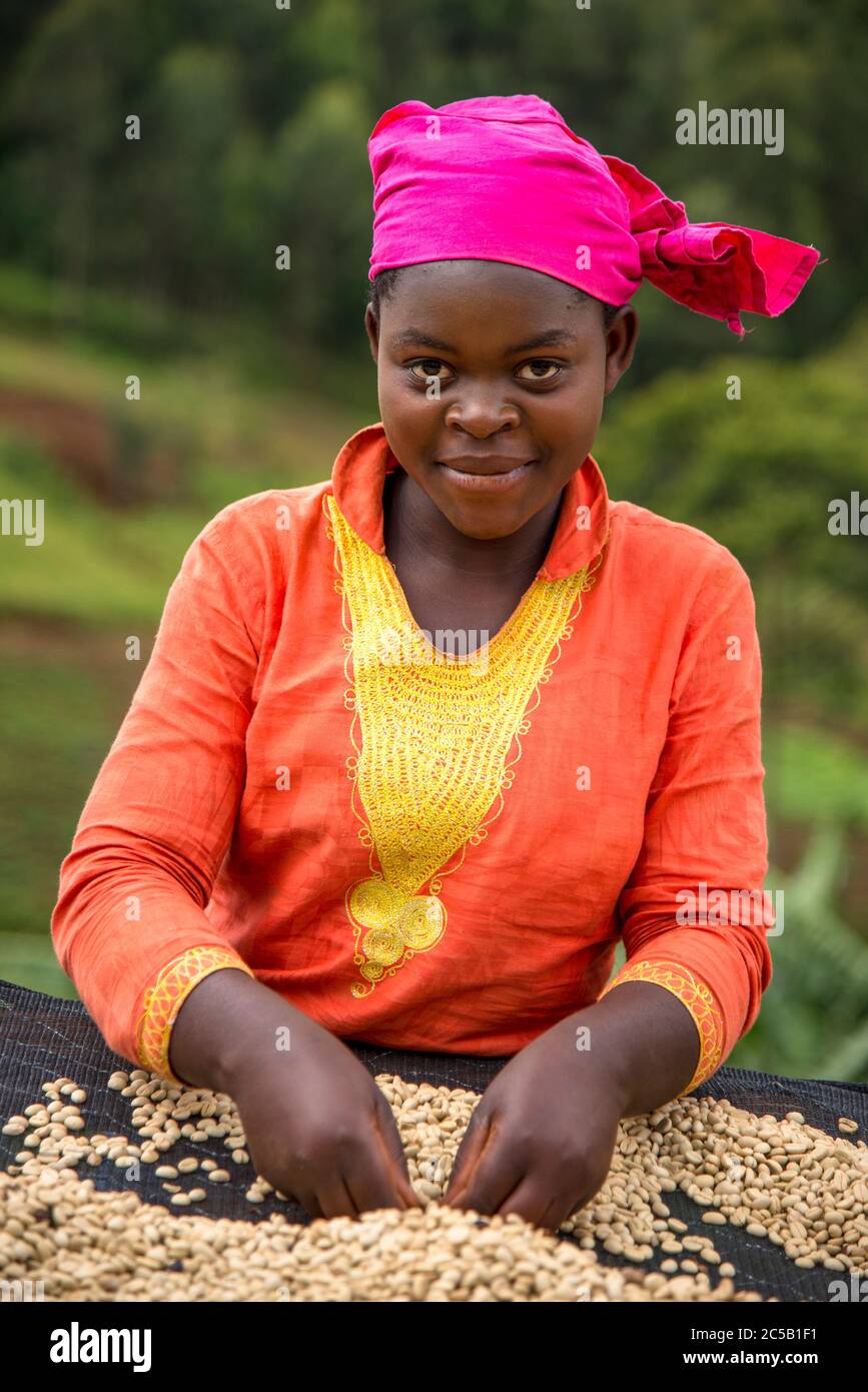 Stazione di lavaggio di Gisuma e agricoltori del collettivo Foto Stock