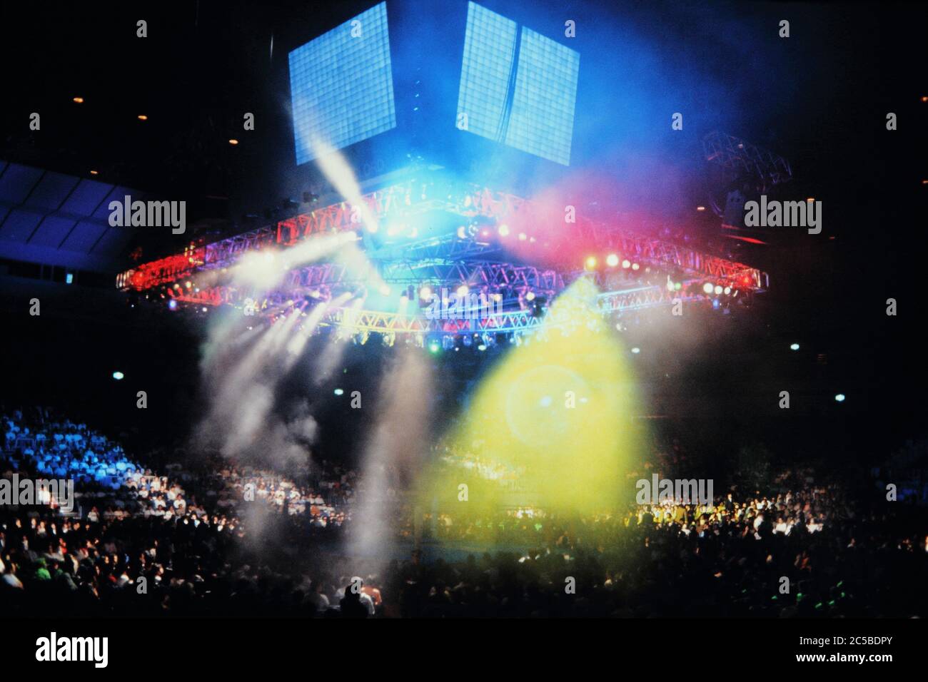Yokohama, Kanagawa, Giappone. 11 Maggio 1991. Vista generale Fighting Network anelli ASTRAL STEP-1st. SPIRIT-U alla Yokohama Arena di Yokohama, Kanagawa, Giappone . Credit: Yukio Hiraku/AFLO/Alamy Live News Foto Stock