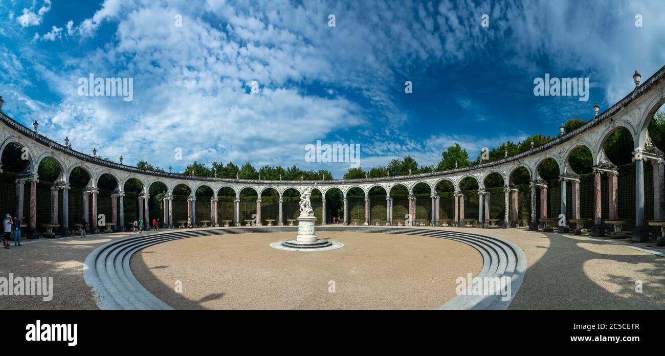 Il Colonnato a Versailles Foto Stock