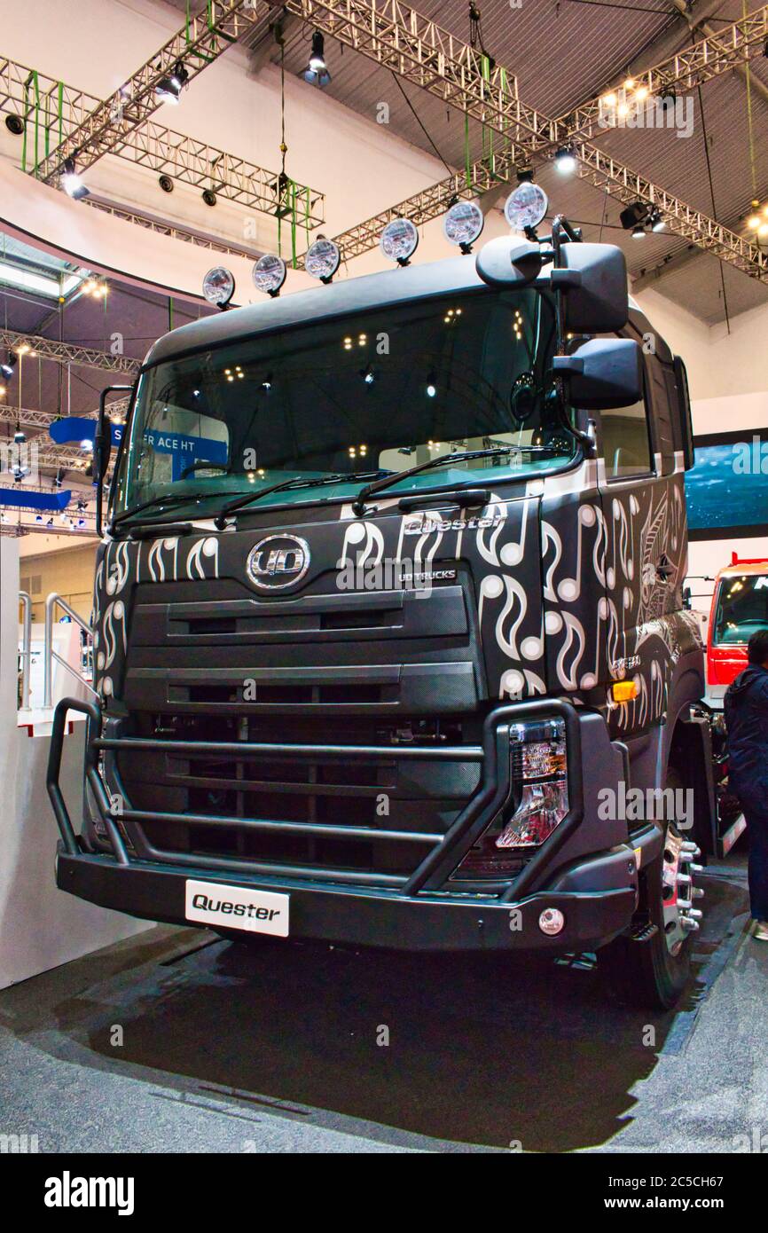 Nuovo camion all'esposizione automobilistica indonesiana 2019 luglio Foto Stock