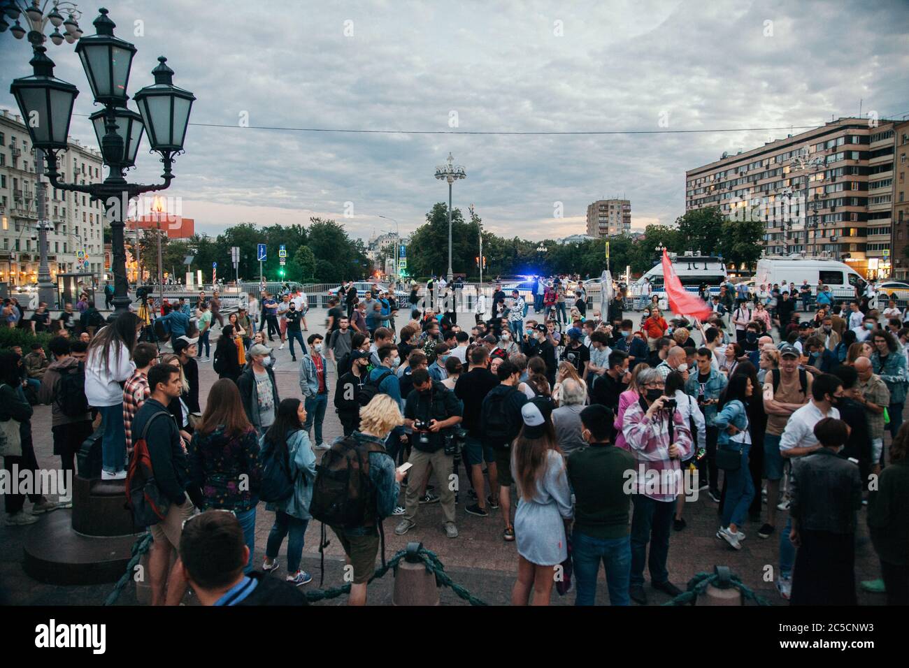 Città di Mosca, Russia - 1 luglio 2020: Protesta contro la riscrittura della costituzione nel centro di Mosca. La gente protesta contro il regime di Putins Foto Stock