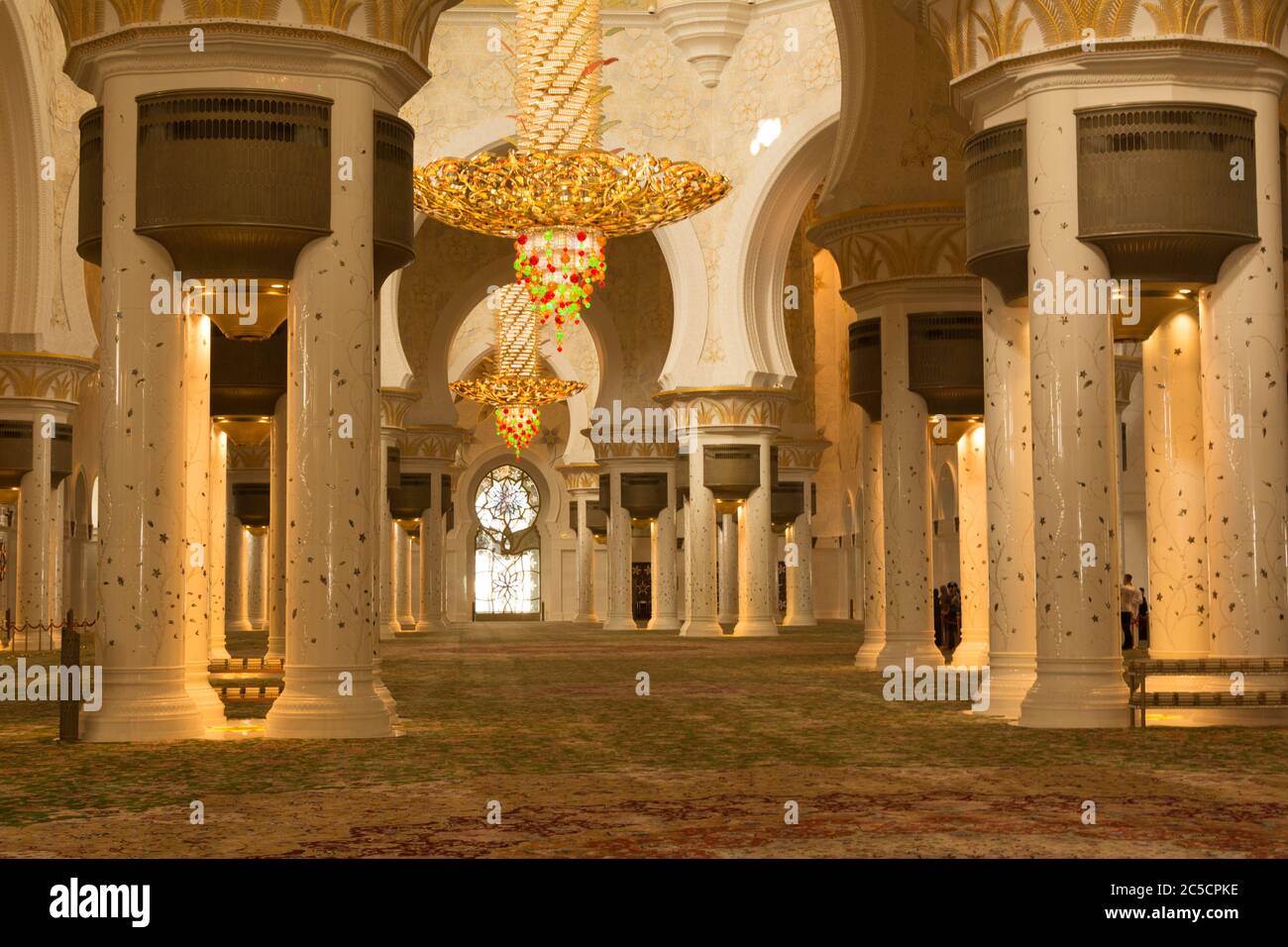 GRAN MOSCHEA ABUDHABI INTERNO Foto Stock