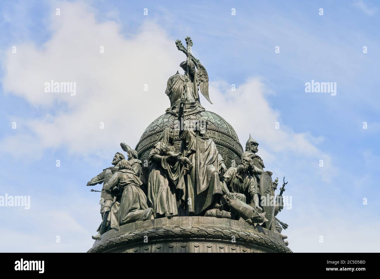 Veliky Novgorod, Russia - 24 giugno 2018. Monumento al Millennio della stateità russa, la prima opera dello scultore Mikhail Mikeshin Foto Stock