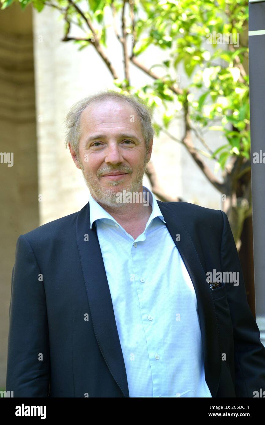 Roma, Italia. 02 luglio 2020. PHOTOCALL di ARNAUD DESPLECHIN all'Ambasciata francese e Christian Masset Ambasciatore di Francia in Italia. Credit: SPP Sport Press Photo. /Alamy Live News Foto Stock