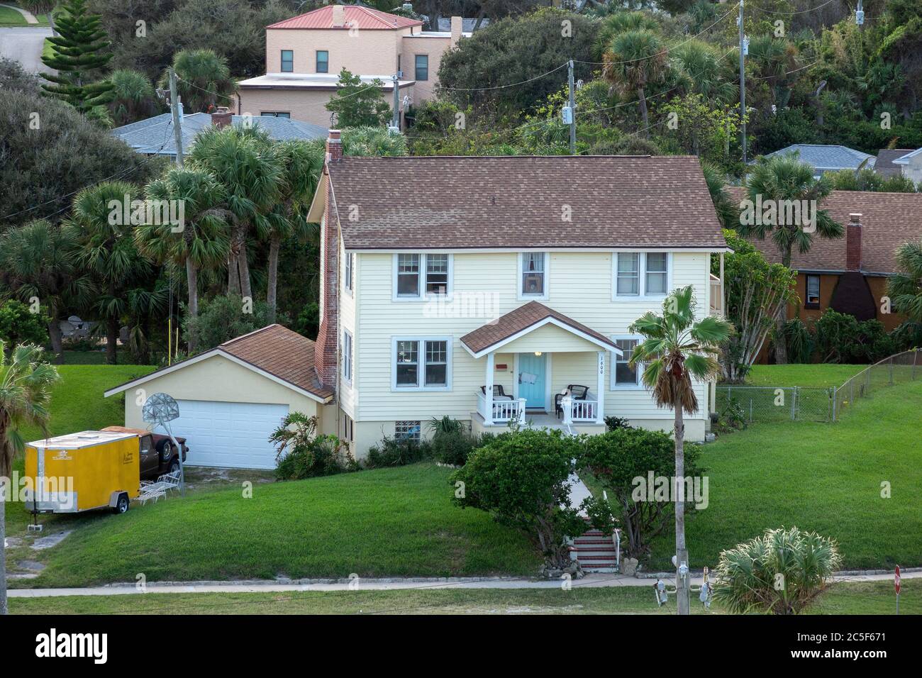 Florida House dopo Tent fumigated per termiti a Daytona Beach Florida Pest Control Residential Home hanno prima e dopo le fotografie Foto Stock