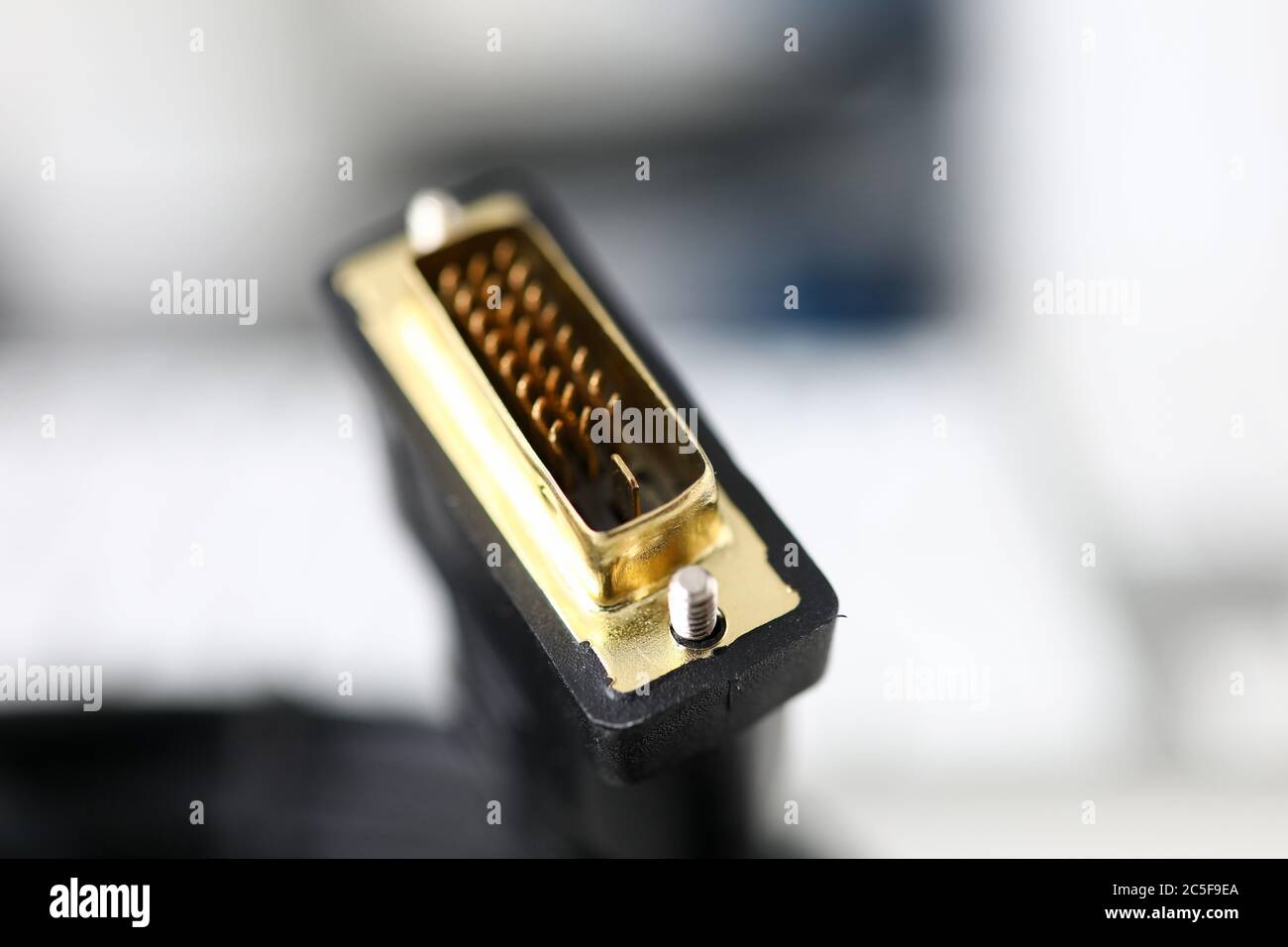 Connettore dvi maschio con pin dorati Foto Stock