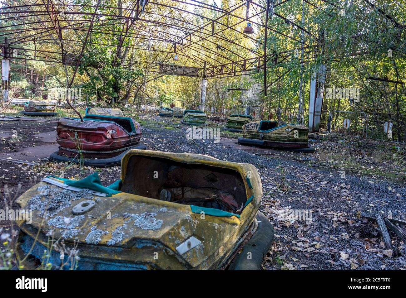 Passeggiata all'interno del Chernobyl dopo 30 anni, il disastro è stato un incidente energetico che si è verificato il 26 aprile 1986 presso il reattore nucleare n. 4 a Chernobyl Foto Stock