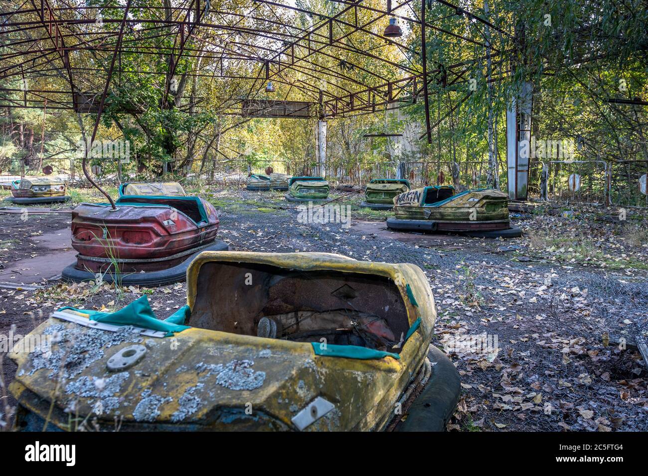 Passeggiata all'interno del Chernobyl dopo 30 anni, il disastro è stato un incidente energetico che si è verificato il 26 aprile 1986 presso il reattore nucleare n. 4 a Chernobyl Foto Stock