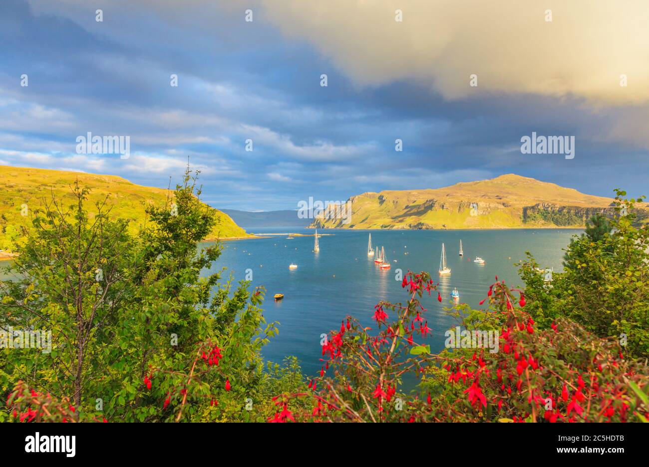 Vista del lago di Loch Portree Foto Stock