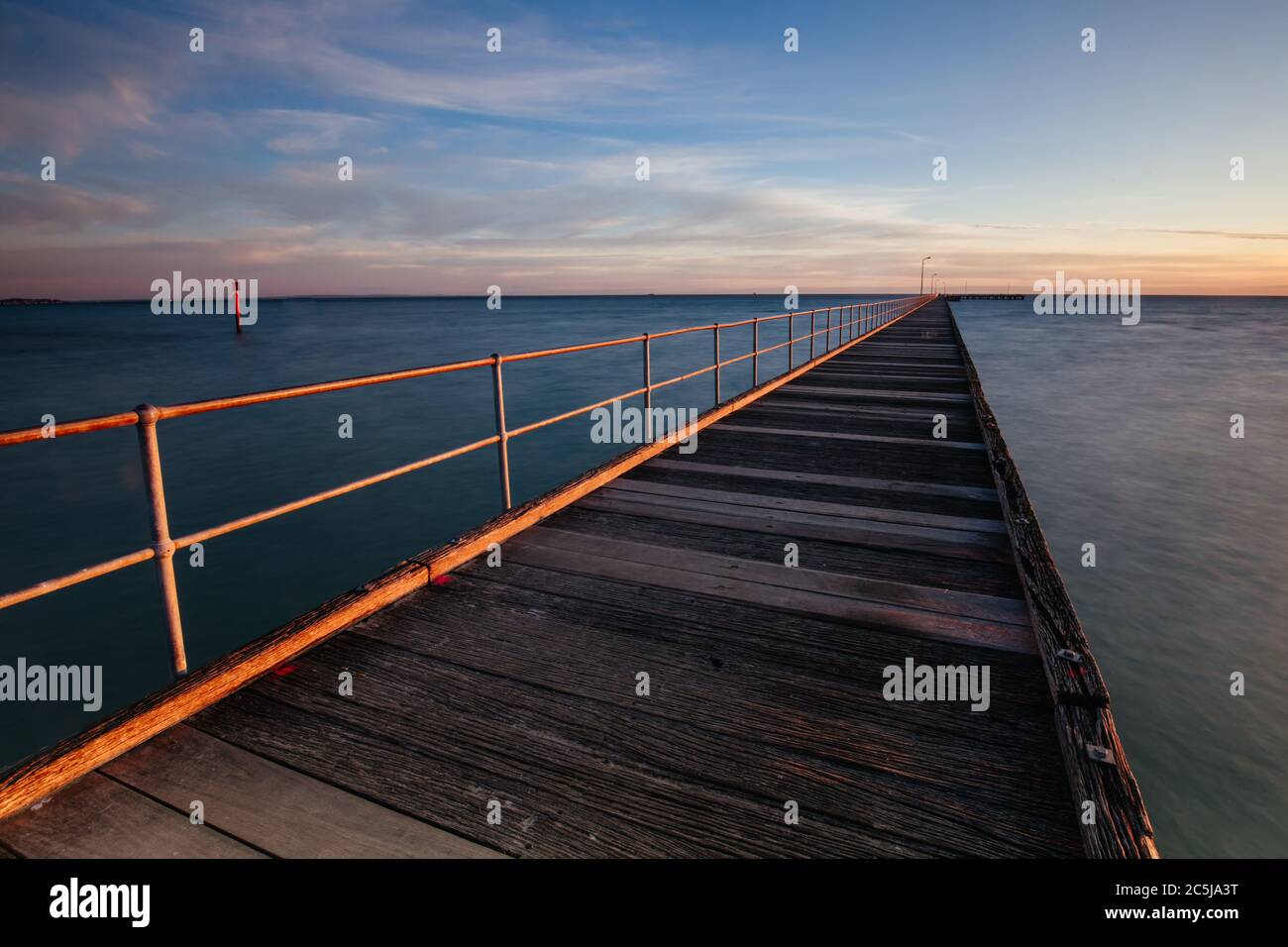 Rye Pier all'alba in Australia Foto Stock