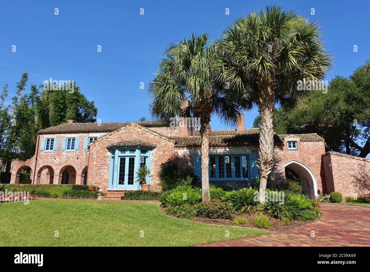 ORLANDO, FL -21 GIU 2020- Vista del Museo storico Casa Feliz, una casa colonica spagnola restaurata su Park Avenue a Orlando, Florida, Stati Uniti. Foto Stock