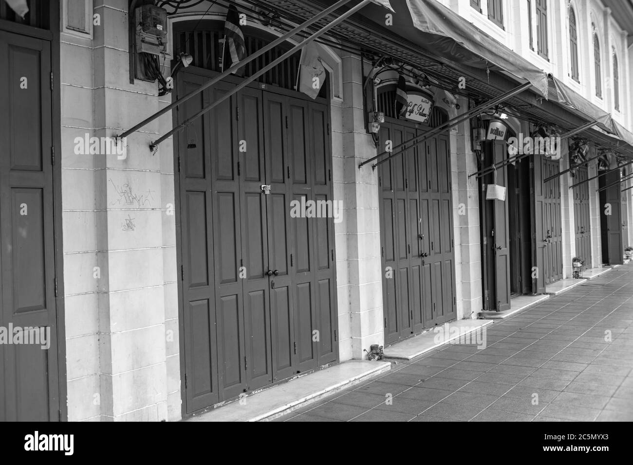 Non c'è negozio aperto durante il periodo pandemico, Bangkok Thailandia Foto Stock