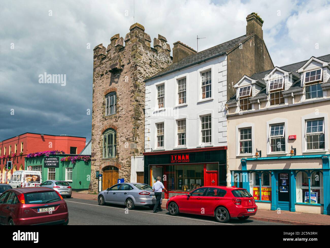 Youghal, contea di Cork, Irlanda. Il Castello di Tynte, una torre residenziale del 15 ° secolo in North Main Street. Foto Stock Youghal, contea di Cork, Irlanda. Il Castello di Tynte, una torre residenziale del 15 ° secolo in North Main Street. Foto Stock