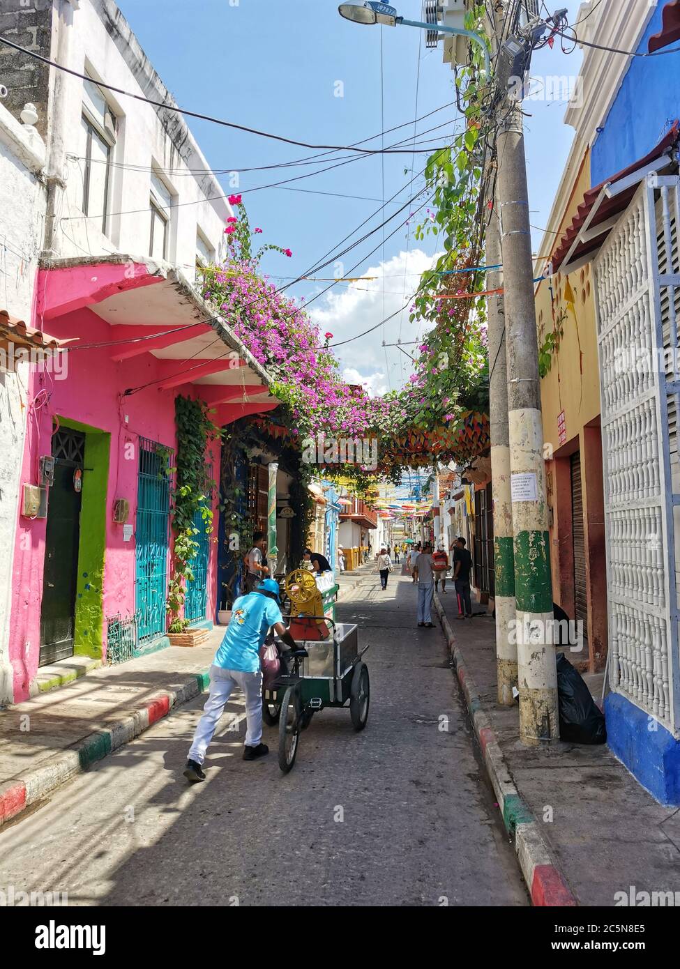 Strade colorate di Getsemani a Cartagena, Colombia Foto Stock