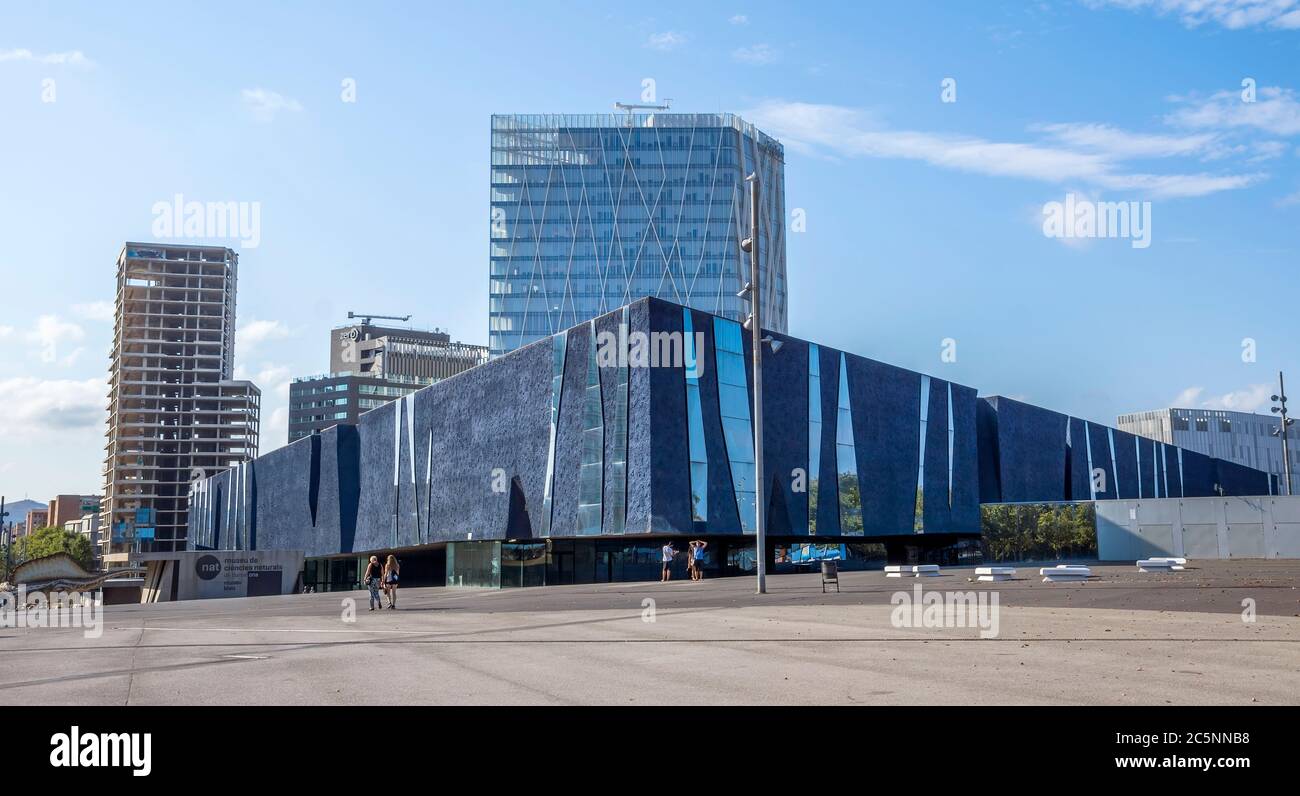 BARCELLONA, SPAGNA - 12 LUGLIO 2016: Il Museo Blu di Scienze naturali (Museu Blau). E' un punto di riferimento architettonico a Barcellona, progettato dagli Svizzeri Foto Stock