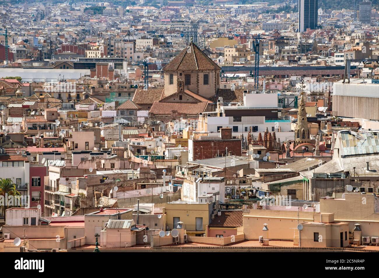 BARCELLONA, SPAGNA - 4 LUGLIO 2016: Vista aerea di Barcellona dal monumento a Cristoforo Colombo. Barcellona, Spagna - 4 luglio 2016: Veduta aerea di Barcelo Foto Stock