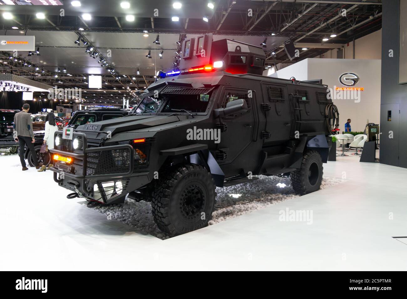 Veicolo corazzato di alta qualità esposto in un'esposizione di automobili, di sicurezza e di lusso | INKAS Foto Stock