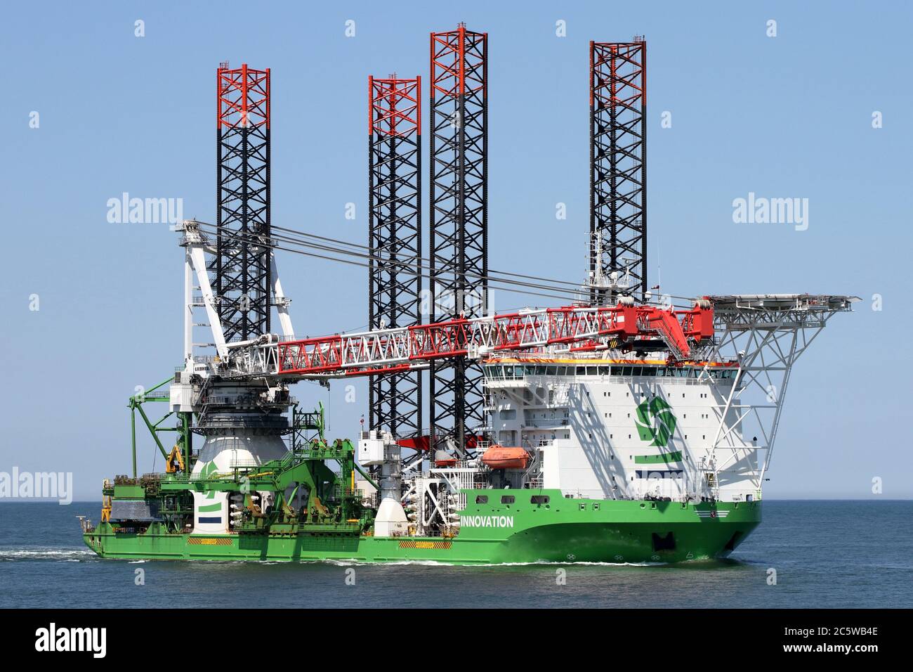 Il 30 maggio 2020, la nave di fornitura offshore Innovation raggiungerà il porto di Rotterdam. Foto Stock