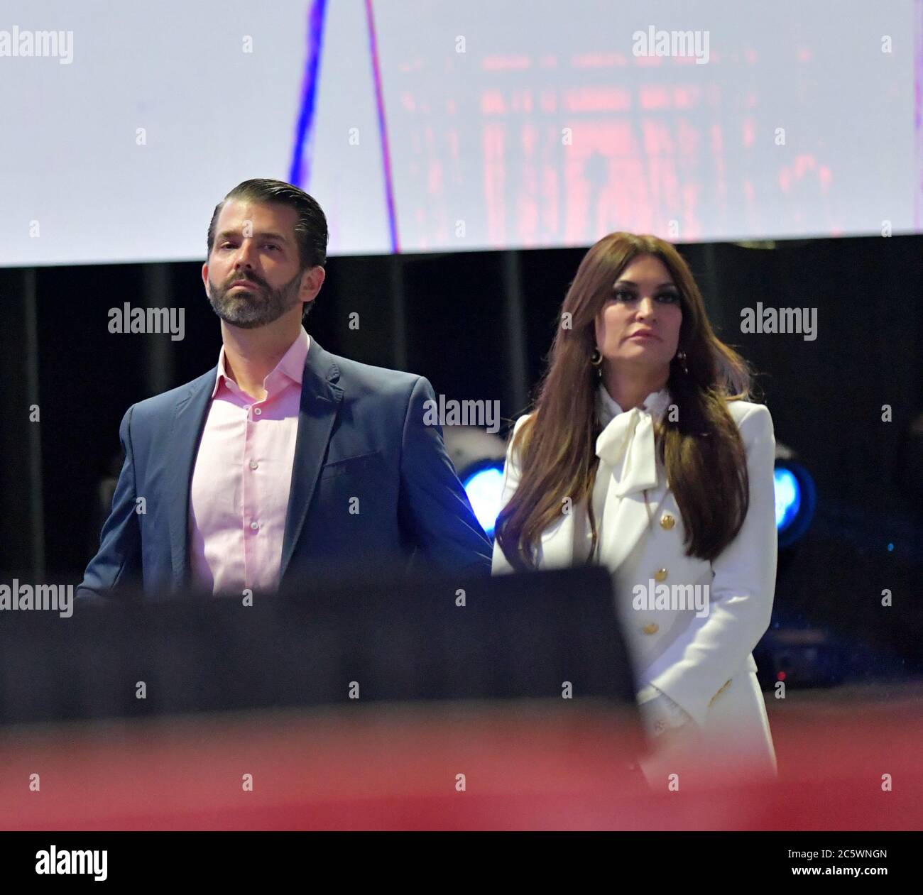 West PALM BEACH, Florida - 21 DICEMBRE: Donald Trump Jr, Kimberly Guilfoyle al Turning Point USA Student Action Summit del 2019 - giorno 3 al Palm Beach County Convention Center il 21 dicembre 2019 a West Palm Beach, Florida. People: Donald Trump Jr, Kimberly Guilfoyle Credit: Storms Media Group/Alamy Live News Foto Stock