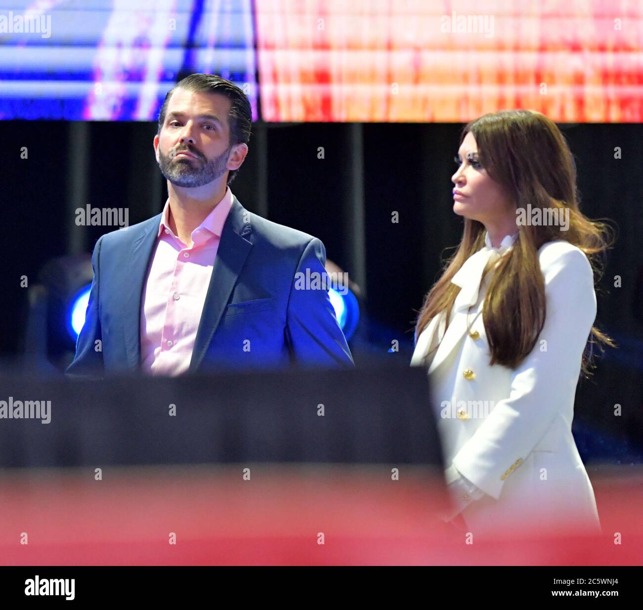 West PALM BEACH, Florida - 21 DICEMBRE: Donald Trump Jr, Kimberly Guilfoyle al Turning Point USA Student Action Summit del 2019 - giorno 3 al Palm Beach County Convention Center il 21 dicembre 2019 a West Palm Beach, Florida. People: Donald Trump Jr, Kimberly Guilfoyle Credit: Storms Media Group/Alamy Live News Foto Stock