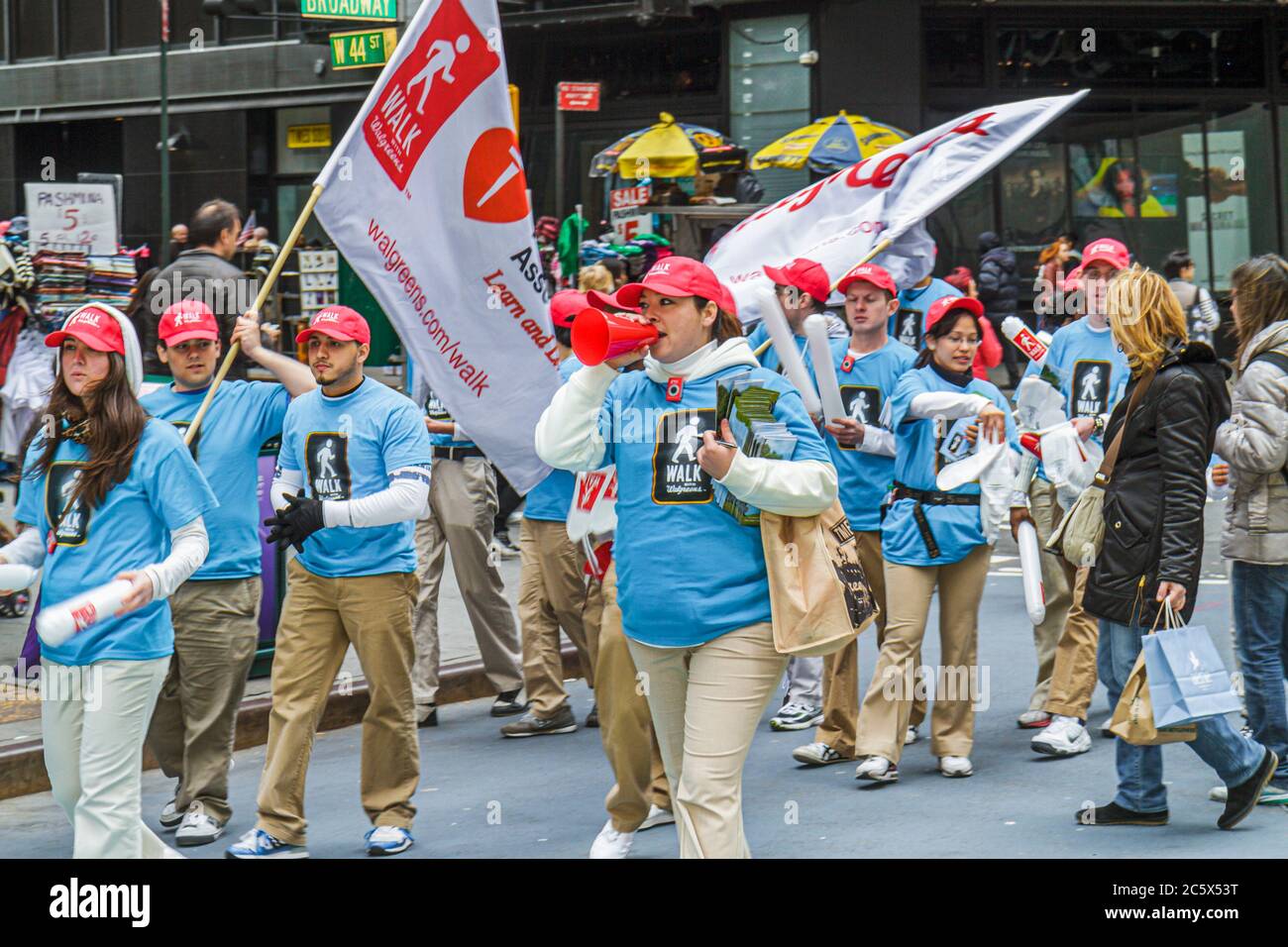 New York, New York City, New York NYC, Manhattan, Midtown, Times Square, Walgreens, lancio iniziativa nazionale per la salute, evento aziendale, passeggiata con Walgreens, campagna, Foto Stock