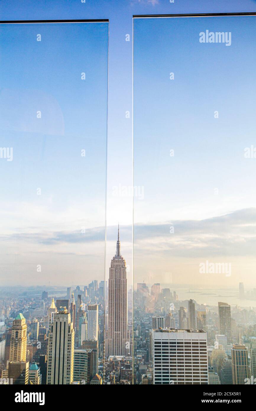 New York City, NYC NY Manhattan, Midtown, 6th Sixth Avenue of the Americas, Rockefeller Center, Top of the Rock Observation Deckskyline, grattacieli, South v Foto Stock