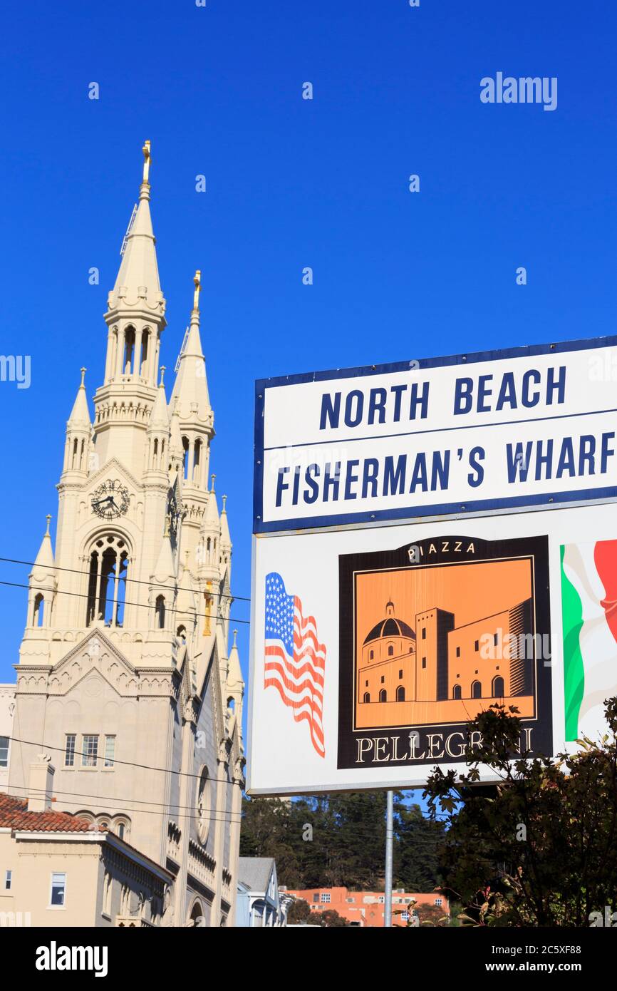 Chiesa di San Pietro e Paolo, North Beach District, San Francisco, California, Stati Uniti Foto Stock