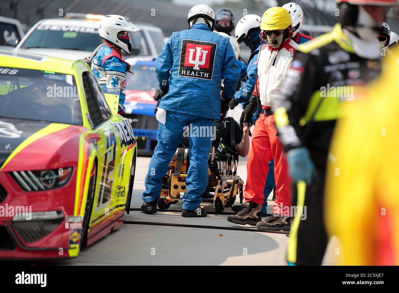 Indianapolis, Stati Uniti. 5 luglio 2020. Ryan Blaney (12) relitti su pit Road durante il Big Machine Hand Sanitizer 400 Powered by Big Machine Records al circuito automobilistico di Indianapolis, Credit: Stephen A. Arce/ASP/ZUMA Wire/Alamy Live News Foto Stock