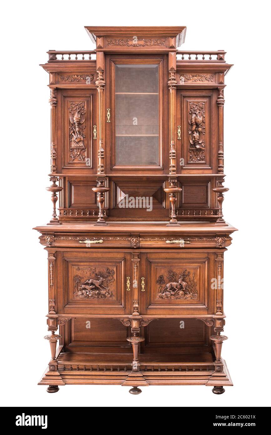 Cucina antica credenza della fine del XIX secolo su uno sfondo bianco. Foto Stock