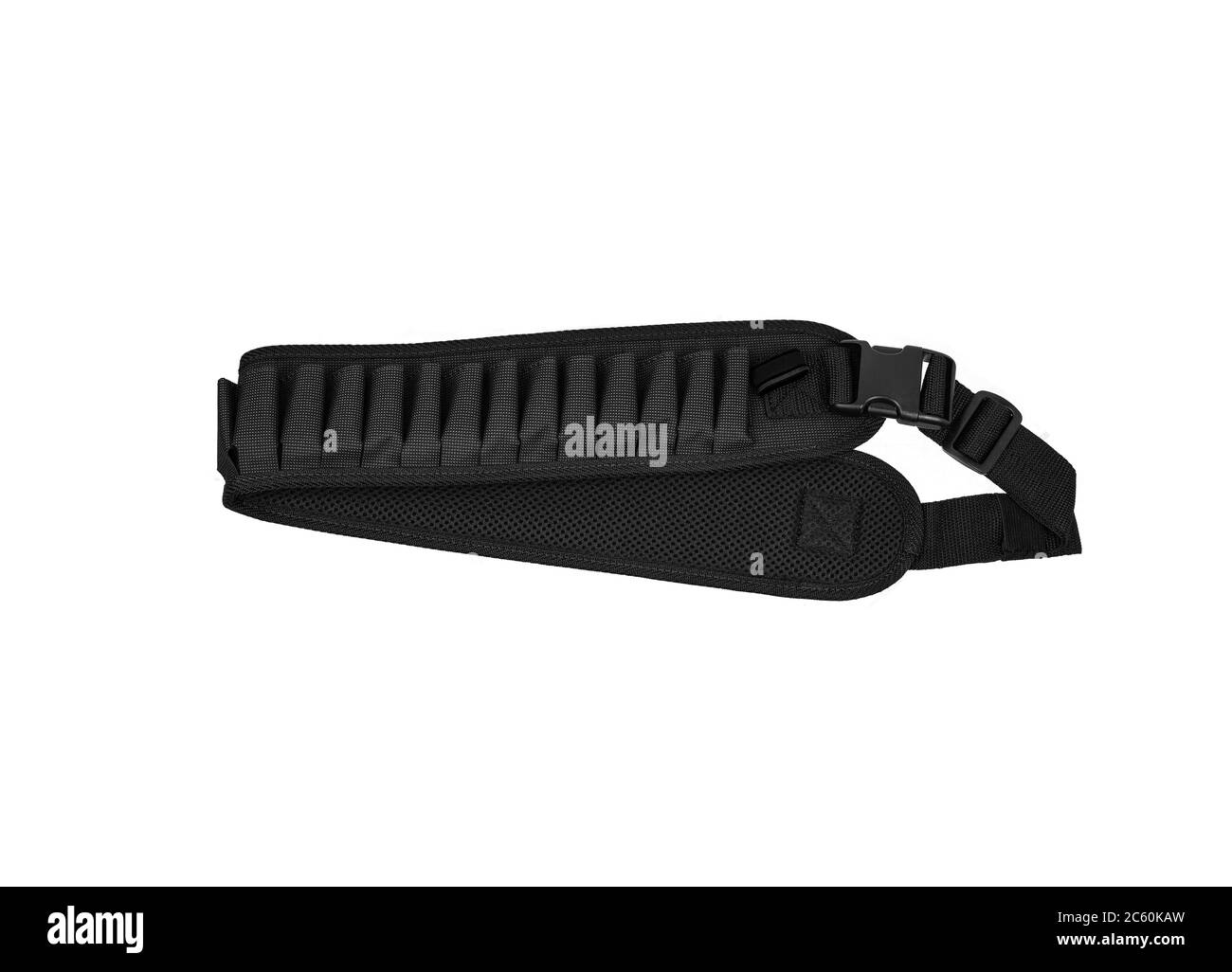 Bandoliere moderno per cartucce di calibro 12 isolano su sfondo bianco. Nastro della cartuccia nero. Accessorio per cacciatori e tiratori. Foto Stock