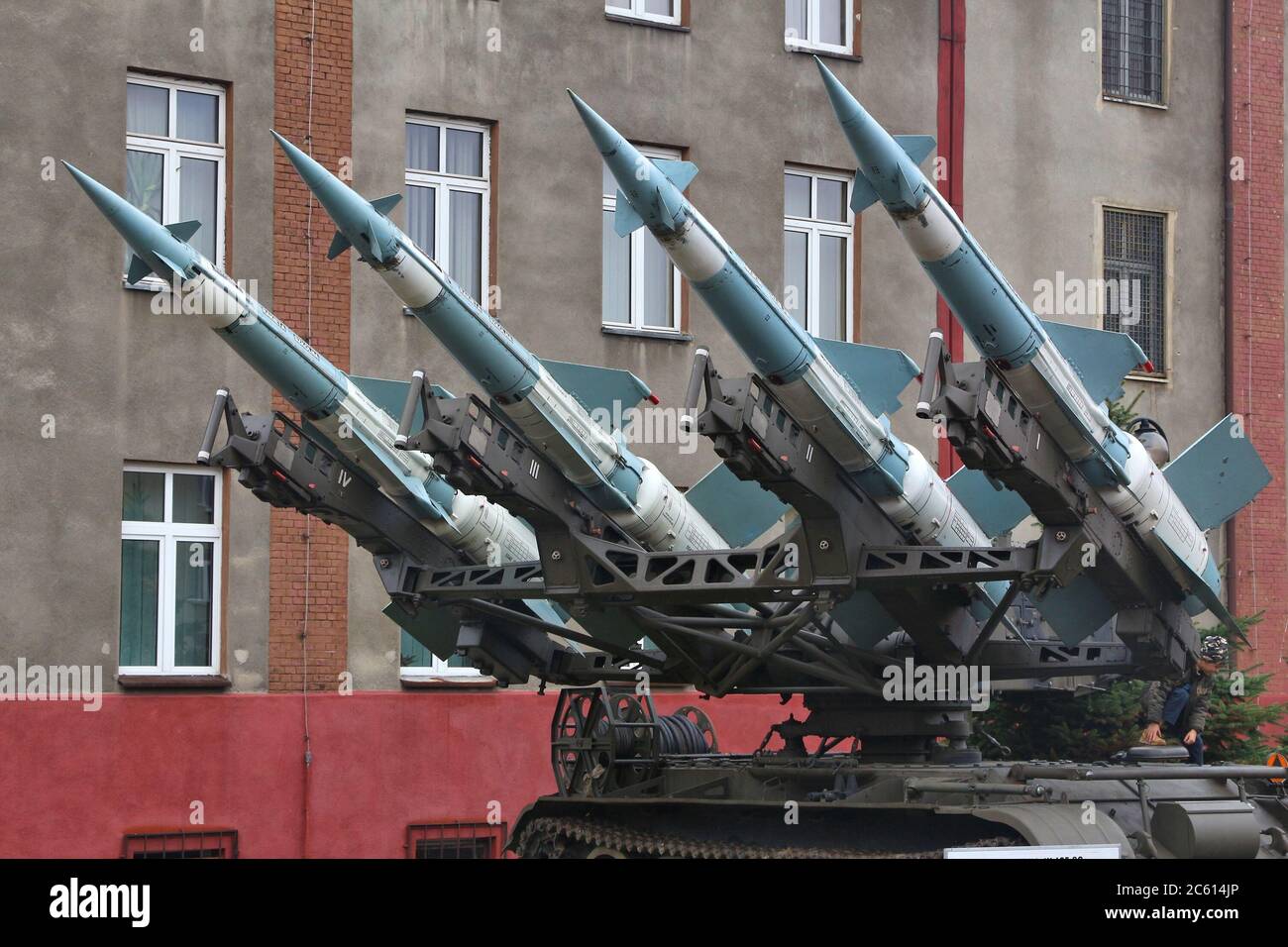 BYTOM, POLONIA - 14 OTTOBRE 2017: Razzi antiaerei in una base militare a Bytom, Polonia. Air Defense base in Bytom ha avuto un giorno aperto per i membri di Foto Stock