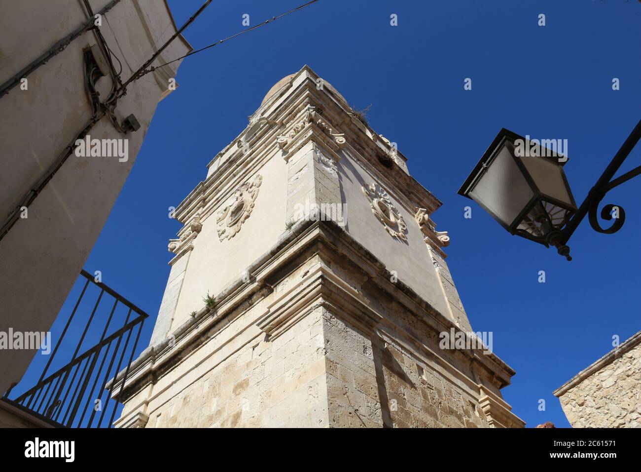 Vieste, Italia - Città Vecchia nella Penisola del Gargano. Co-Cattedrale di Santa Maria Assunta. Foto Stock