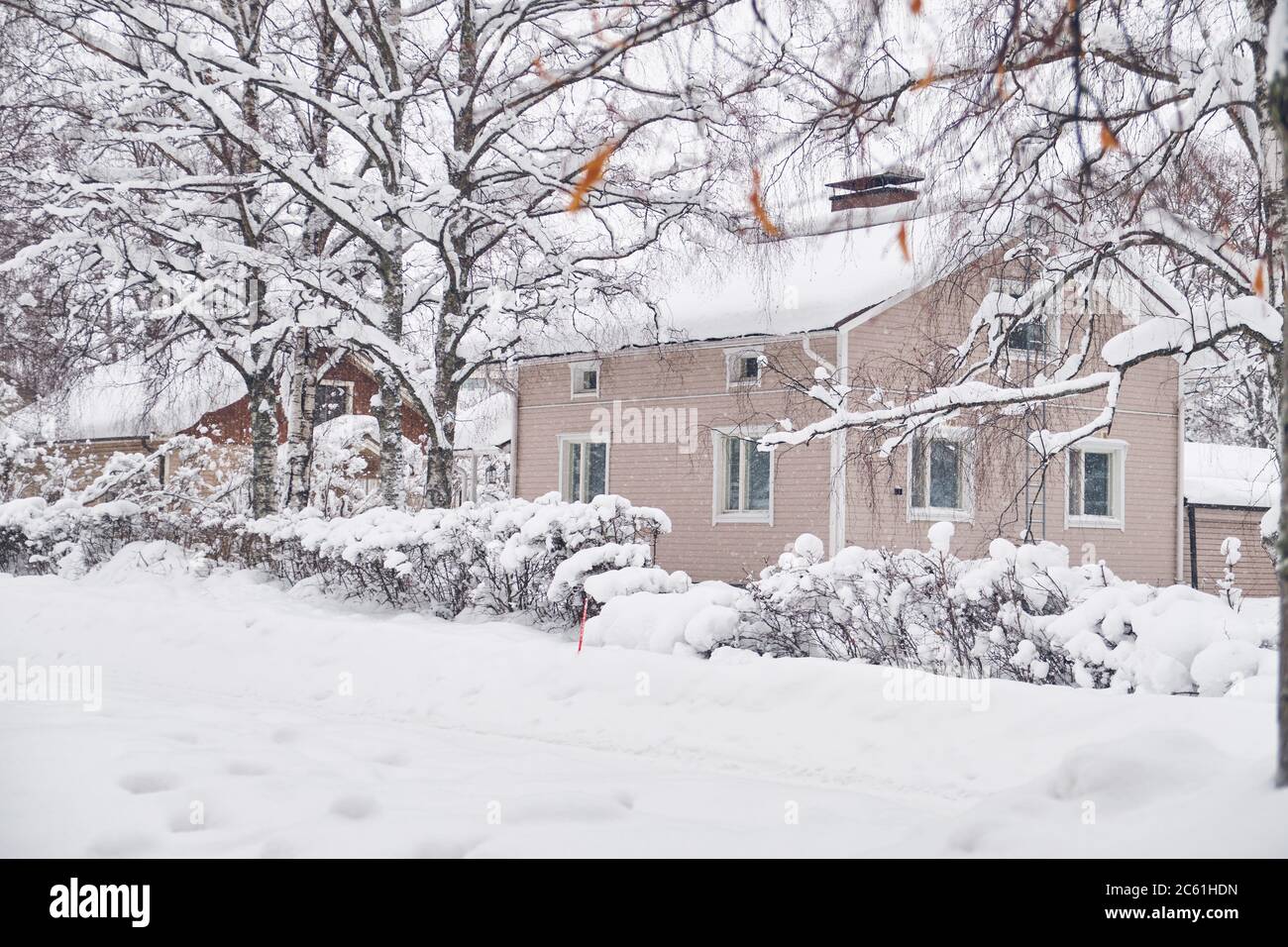 Strade della città dopo la tempesta di neve invernale Blizzard Foto Stock