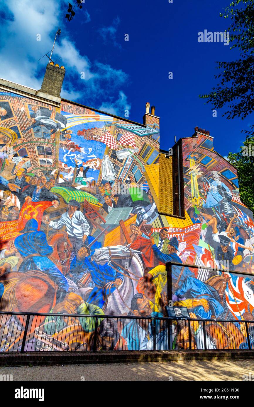 La battaglia di Cable Street Mural, Londra, Regno Unito Foto Stock