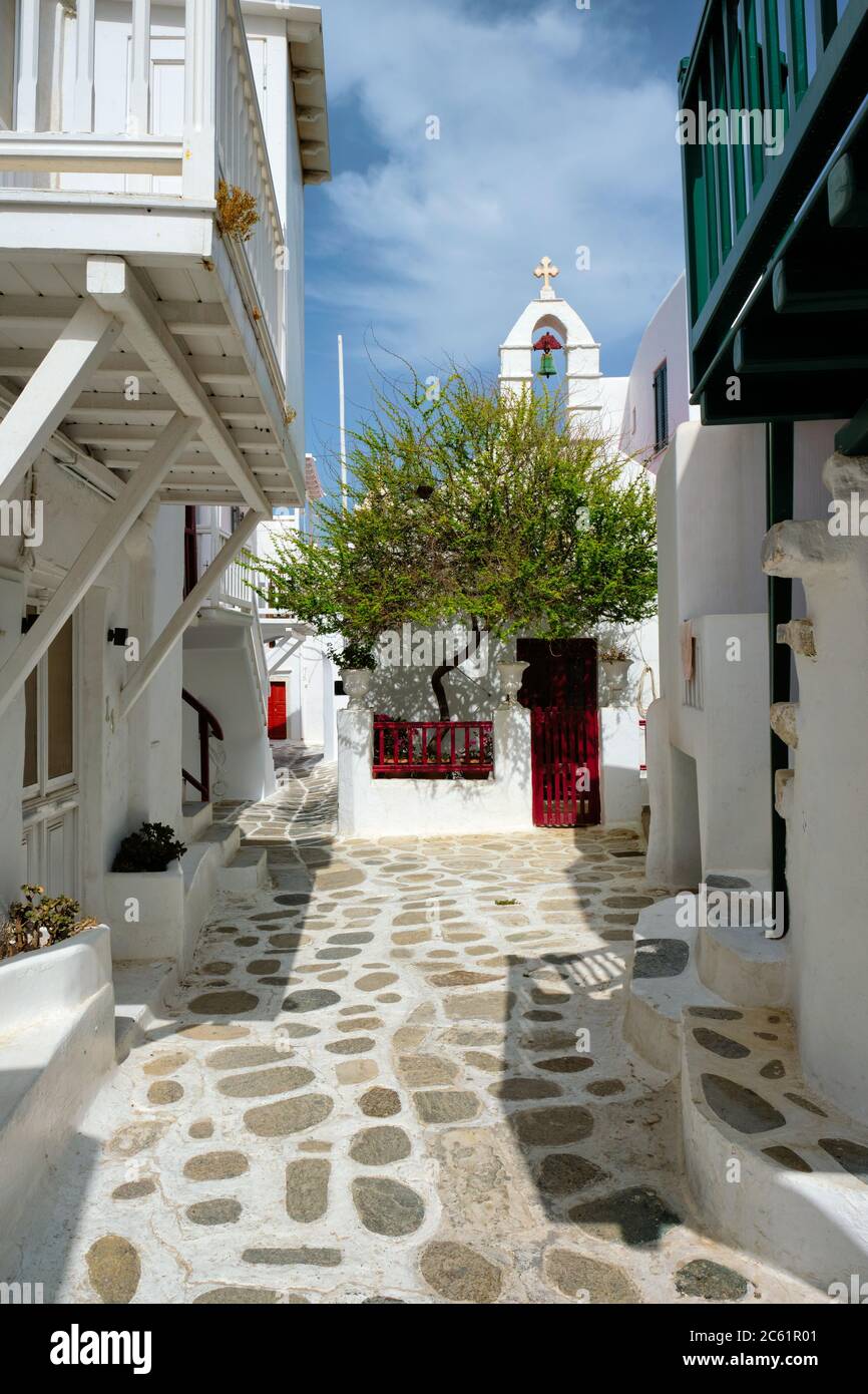 Via greca Mykonos sull'isola di Mykonos, Grecia Foto Stock