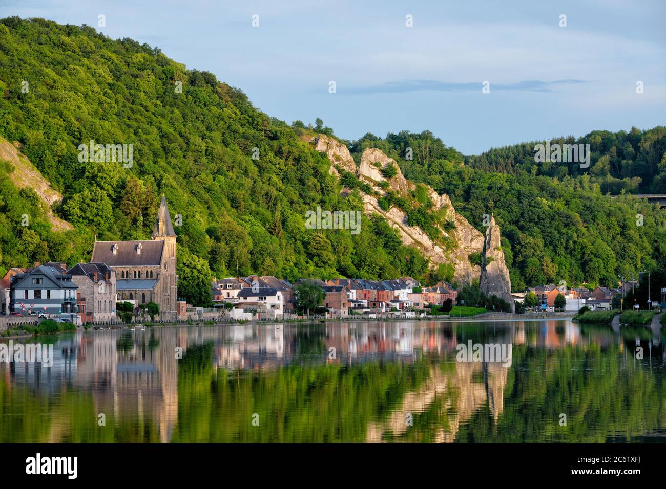 Vista sulla pittoresca città di Dinant. Belgio Foto Stock