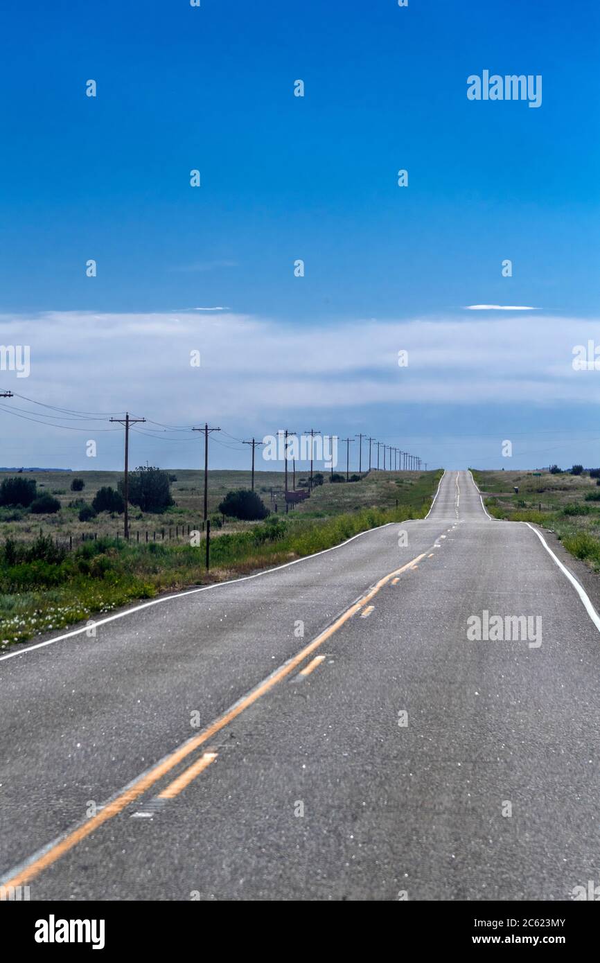 Autostrada aperta che si estende fino a Horizon, Kansas, USA Foto Stock