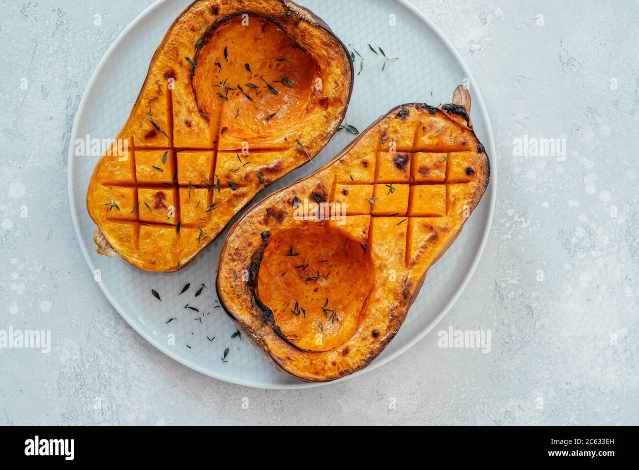 Zucca arrosto di zucca e erbe Foto Stock