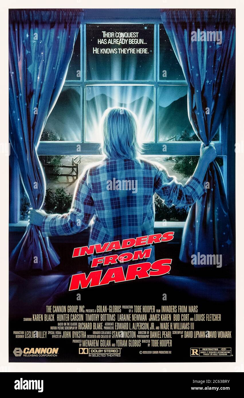 Invasori da Marte (1986) diretti da Tobe Hooper e con la partecipazione di Karen Black, Hunter Carson e Timothy Bottoms. Una piccola città invase da alieni che iniziano a prendere il controllo delle menti degli abitanti. Foto Stock