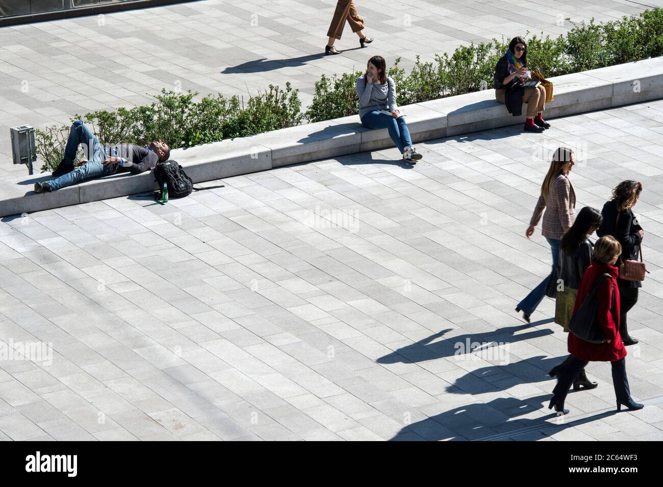 Italia, Lombardia, Milano, Piazza tre Torri, quartiere commerciale CityLife Foto Stock
