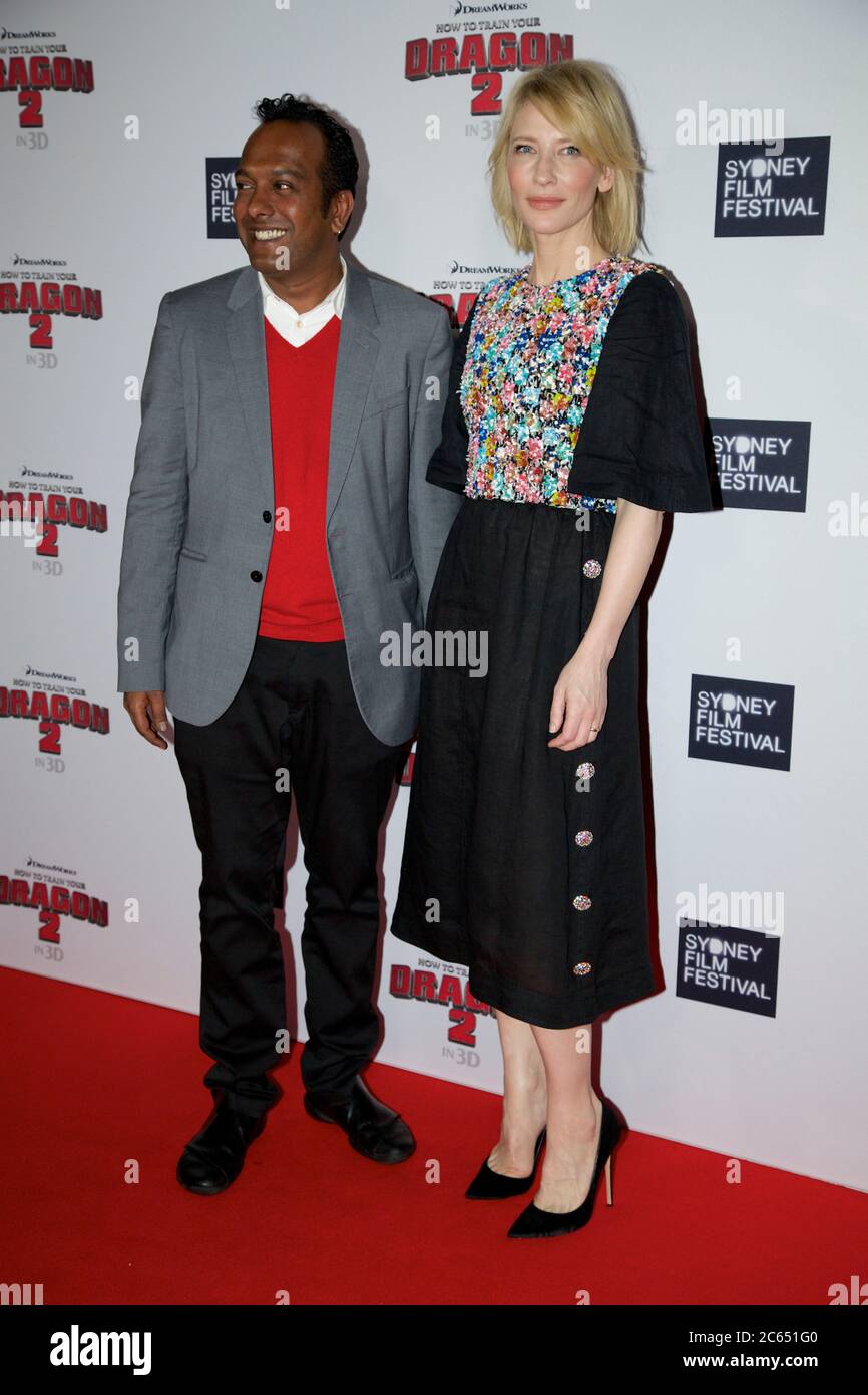 L'attrice Cate Blanchett (la voce del personaggio Valka) con il direttore del Sydney Film Festival Nashen Moodley sul tappeto rosso all'Australian Premie Foto Stock