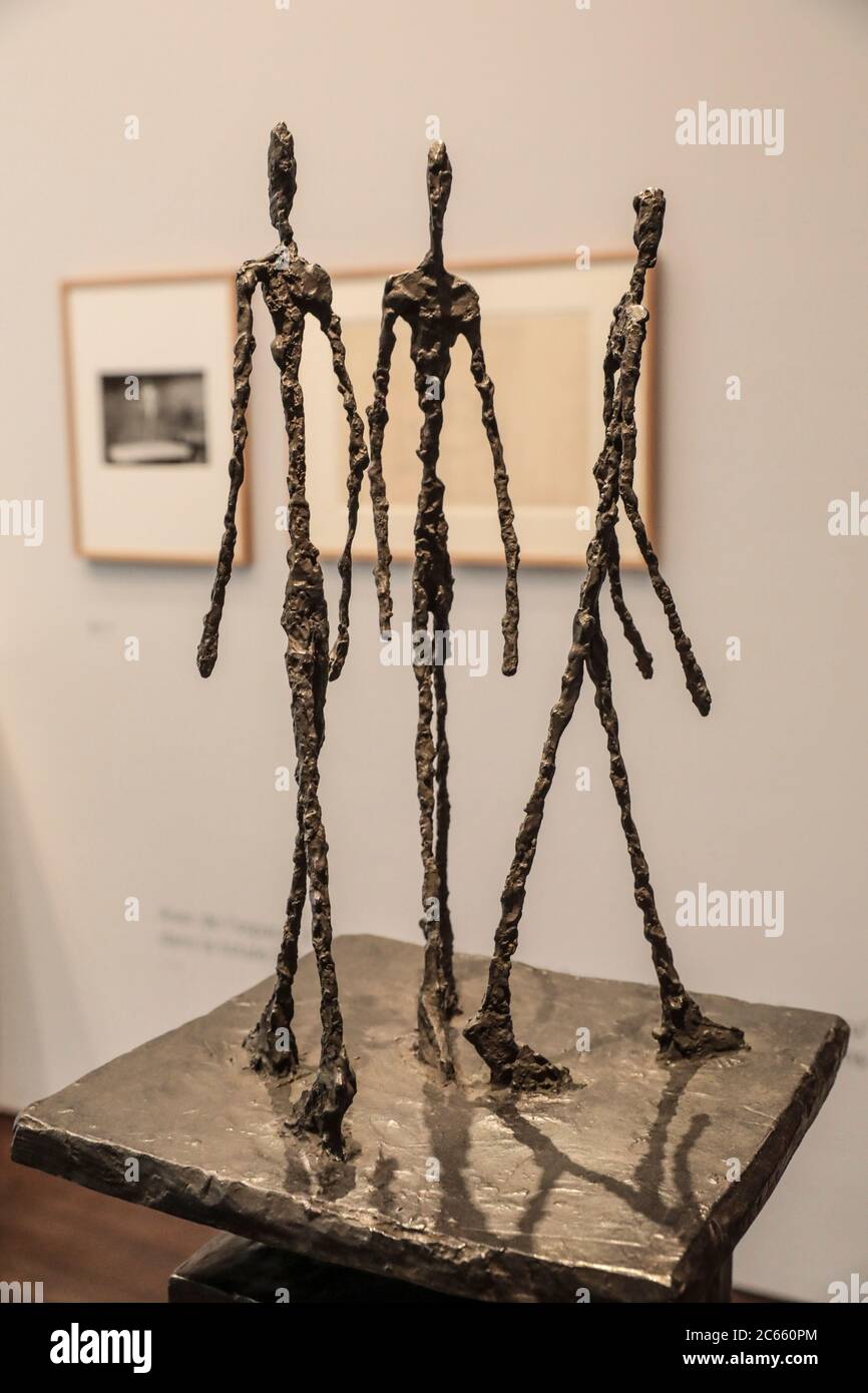MOSTRA: L'UOMO CHE CAMMINA, GIACOMETTI INSTITUT, PARIGI Foto Stock
