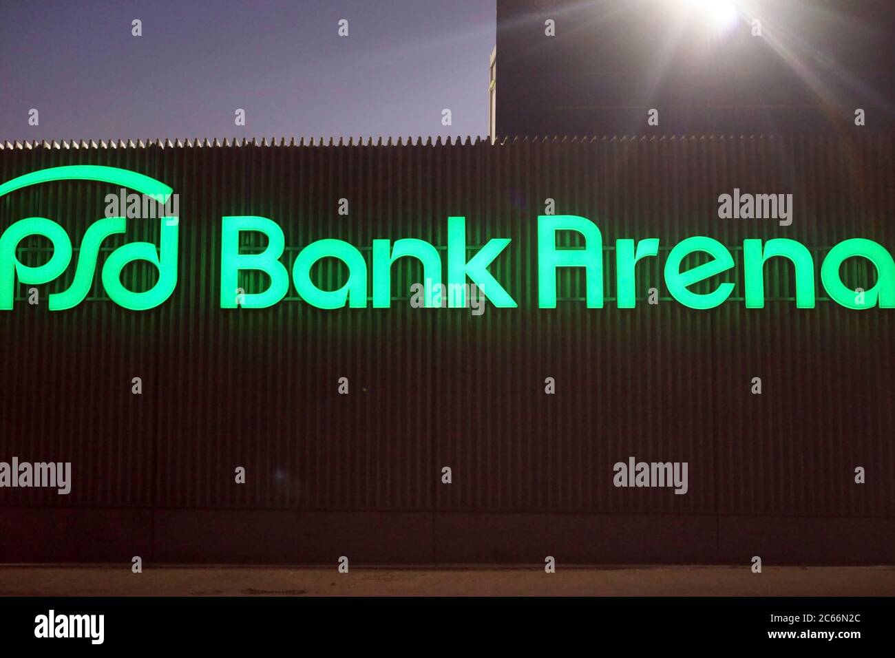 Lo stemma del club sportivo di calcio 1899 Francoforte, FSV Francoforte, presso la PSD Bank Arena di Francoforte, Foto Stock