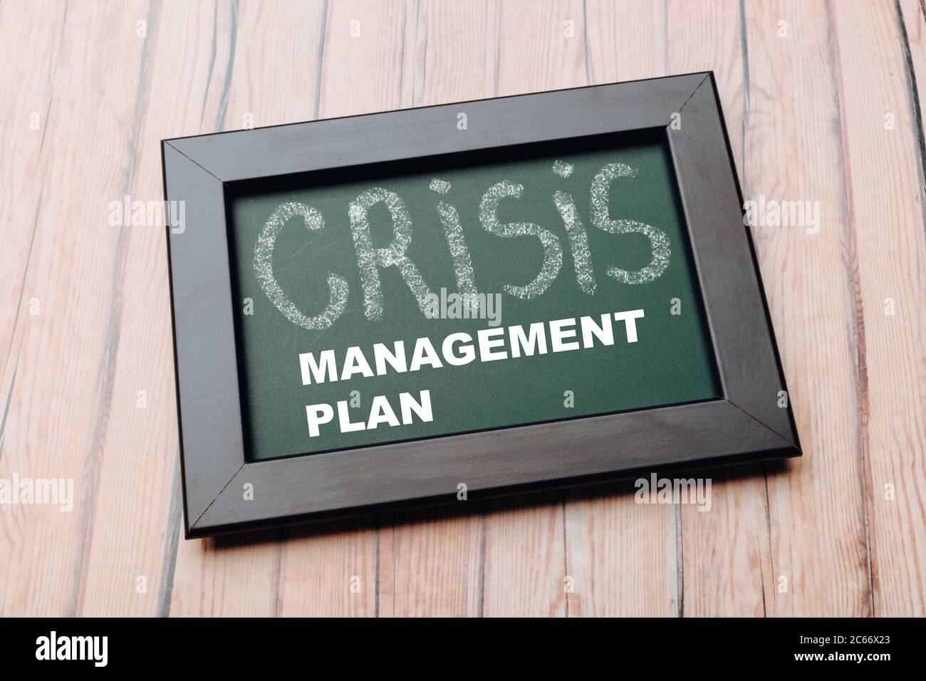 problemi l'economia globale e i mercati azionari, il concetto di crisi finanziaria. PIANO DI GESTIONE DELLE CRISI Foto Stock