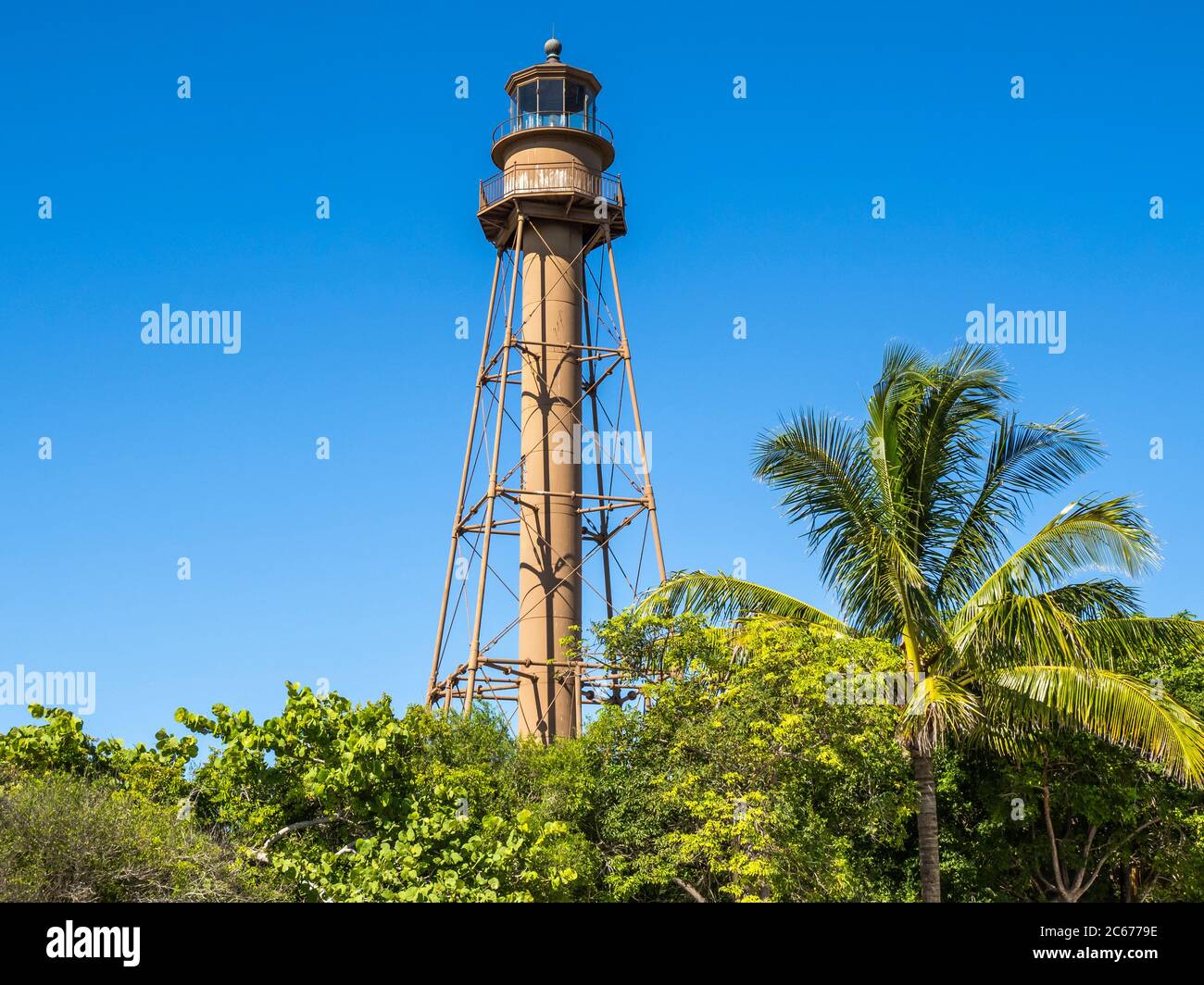 Il Sanibel Island Light o Point Ybel Light nel Lighthouse Beach Park sulla punta orientale dell'isola di Sanibel nel Golfo del Messico in Florida USA Foto Stock